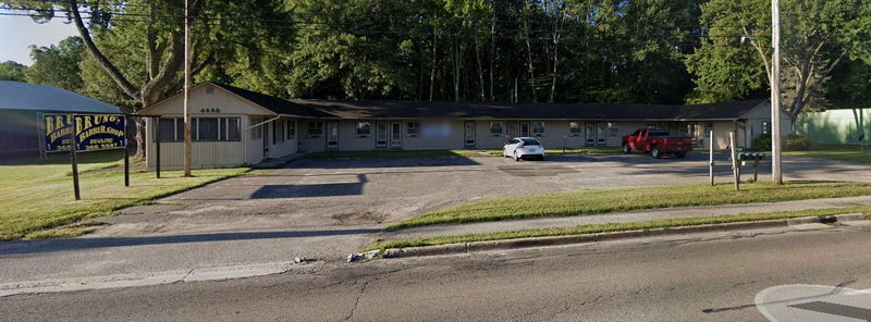 Sea Breeze Motel (Fergusons Motel) - 2019 Street View (newer photo)